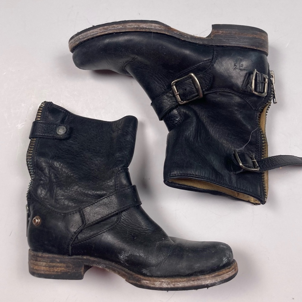 FRYE Veronica Back Zip Black Leather Buckled Short Boot